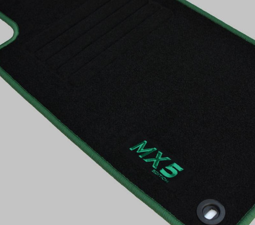 Set tapis pour - 2, mazda